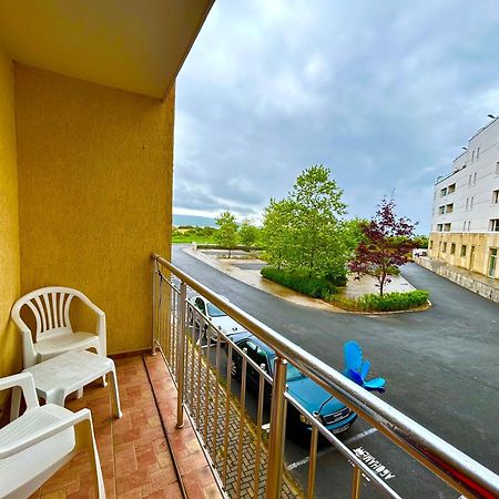 North Beach Apartments Primorsko Exterior photo