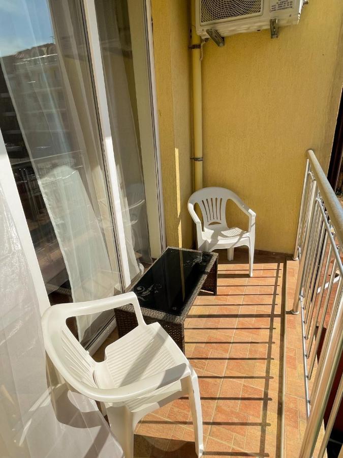North Beach Apartments Primorsko Exterior photo