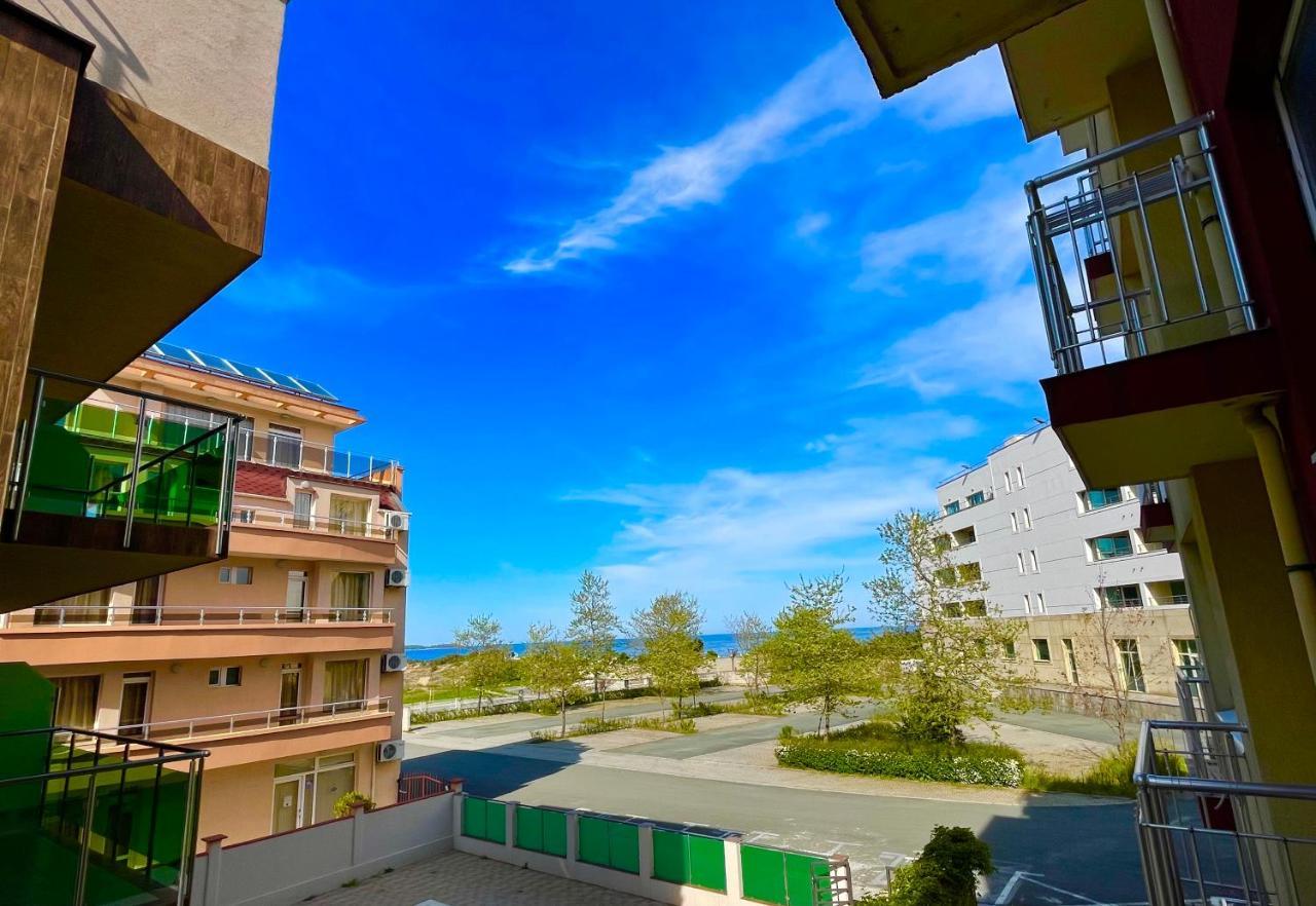 North Beach Apartments Primorsko Exterior photo